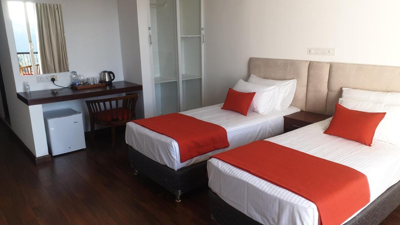 The Mountbatten Hotel Kandy Exterior photo